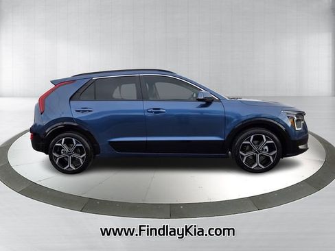 Certified 2025 Kia Niro EX Touring image 5