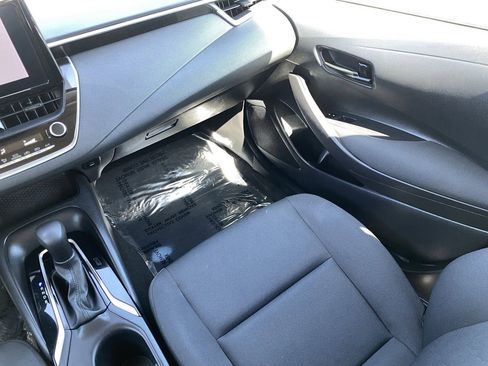 Used 2024 Toyota Corolla LE FWD image 18