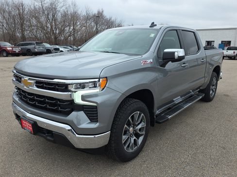 New 2026 Chevrolet Silverado 1500 LT w/ Z71 Off-Road Package image 4