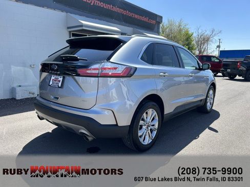Used 2023 Ford Edge Titanium AWD/4WD image 17