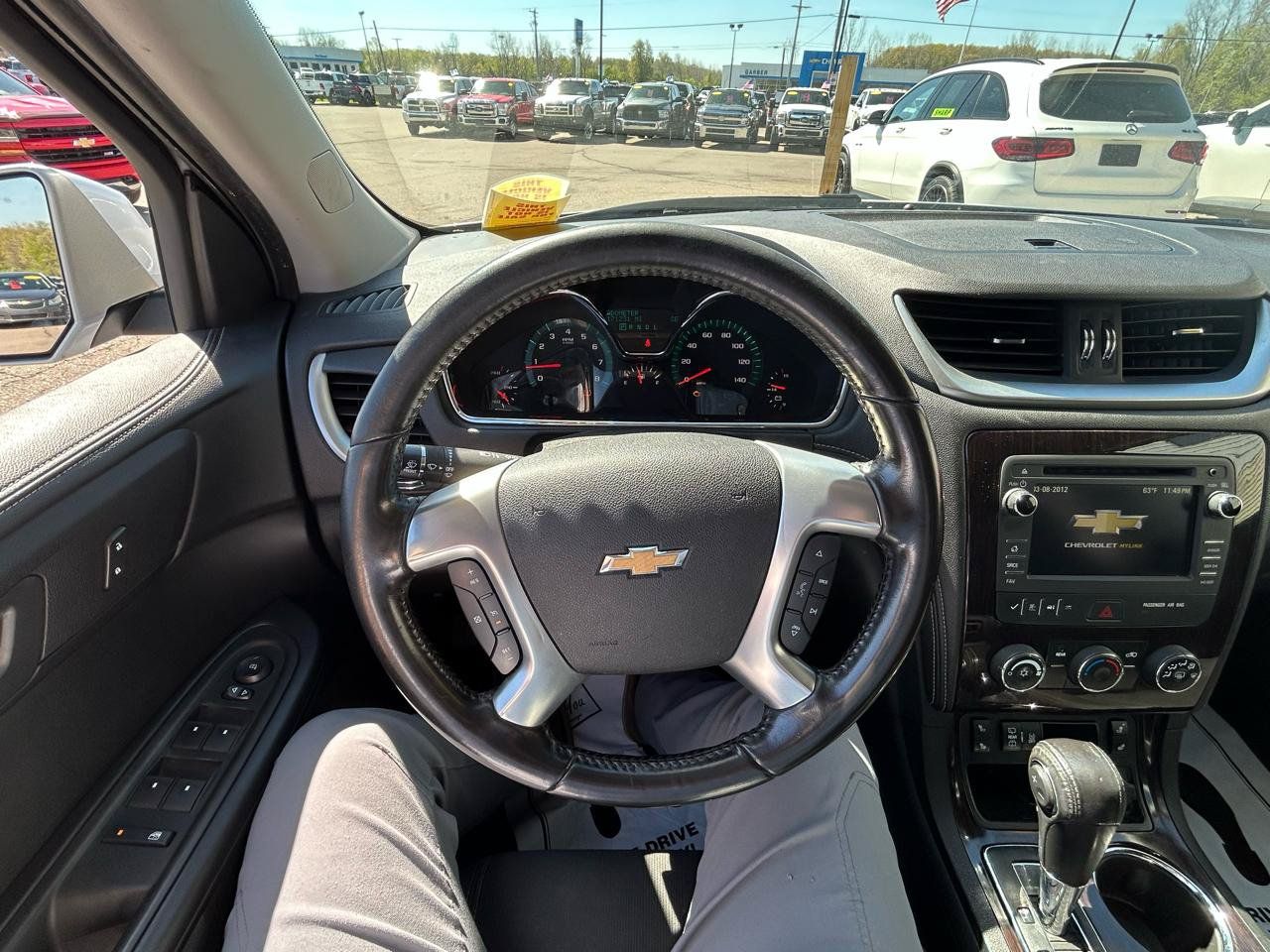 Used 2017 Chevrolet Traverse LT w/ Style and Technology Package FWD image 30