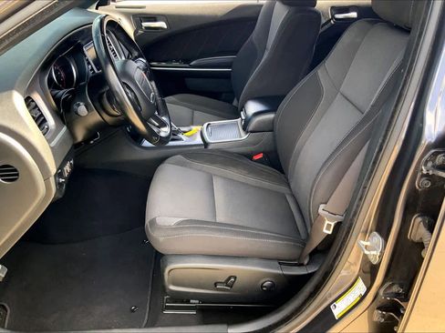 Used 2022 Dodge Charger SXT image 8