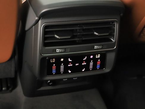 New 2026 Audi Q8 Premium Plus AWD/4WD image 21