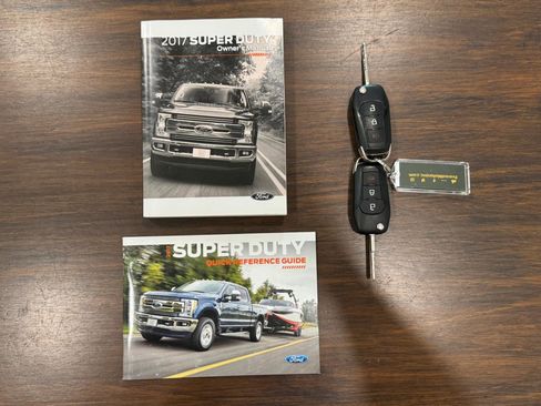 Used 2017 Ford F250 XLT w/ XLT Premium Package image 25