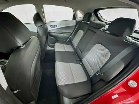 Used 2021 Hyundai Kona SE AWD/4WD image 25