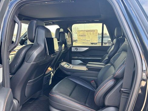 New 2025 Lincoln Navigator L Black Label image 11