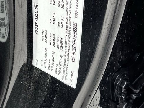 Used 2018 Tesla Model 3 Long Range image 34