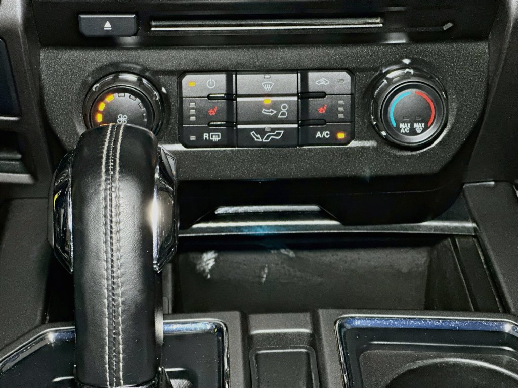 Used 2018 Ford F150 XLT w/ Equipment Group 302A Luxury AWD/4WD image 12