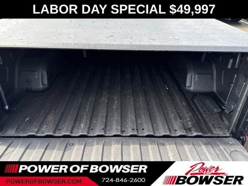 Certified 2022 Chevrolet Silverado 1500 LT Trail Boss w/ LT Trail Boss Premium Package AWD/4WD image 9