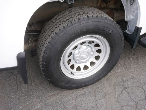 Used 2024 Chevrolet Silverado 1500 W/T w/ WT Value Package AWD/4WD image 8