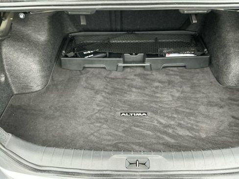 Used 2024 Nissan Altima 2.5 SR w/ SR Premium Package FWD image 17