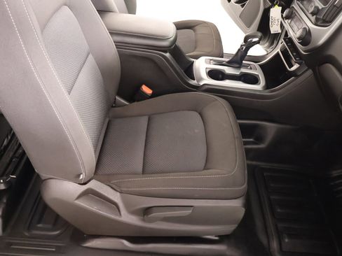 Used 2022 Chevrolet Colorado LT w/ Fleet Safety Package image 12