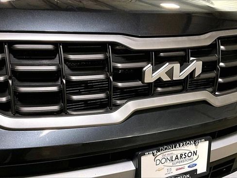 Used 2024 Kia Telluride S image 10