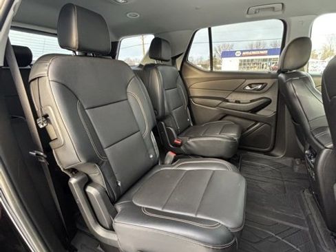 Used 2019 Chevrolet Traverse Premier w/ LPO, Blackout Package image 17