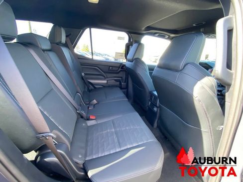 New 2026 Toyota 4Runner TRD Off-Road Premium AWD/4WD image 17