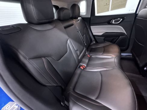 Used 2022 Jeep Compass Limited image 39