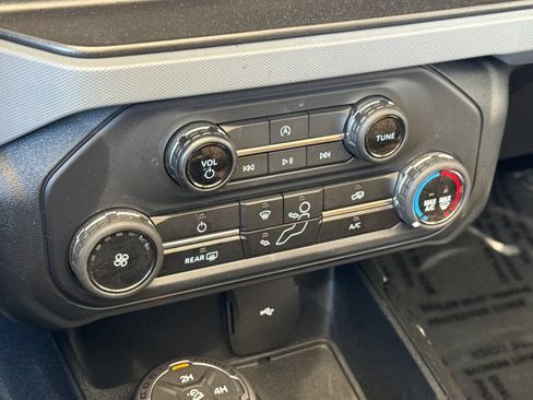 Used 2023 Ford Bronco 2-Door AWD/4WD image 21