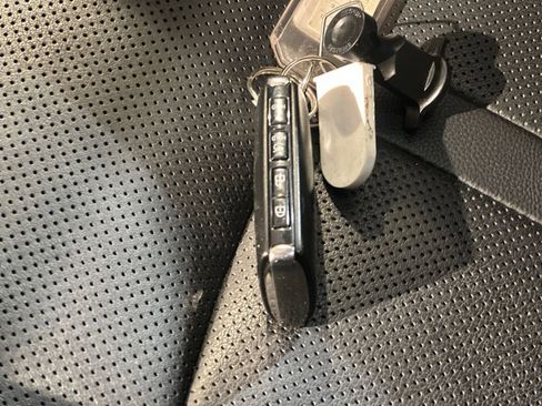 Used 2025 MAZDA CX-70 3.3 Turbo w/ Preferred Package image 22