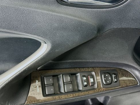 Used 2012 Lexus IS 250 w/ Premium Pkg Value Edition RWD image 15