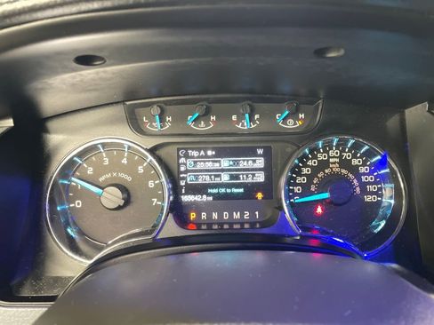 Used 2014 Ford F150 XLT w/ Equipment Group 302A Luxury image 21