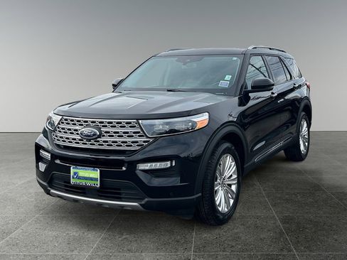 Used 2022 Ford Explorer Limited w/ Equipment Group 301A AWD/4WD image 4