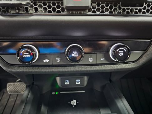 New 2026 Honda HR-V LX image 22