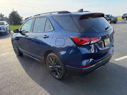 Used 2022 Chevrolet Equinox RS w/ RS Leather Package image 3