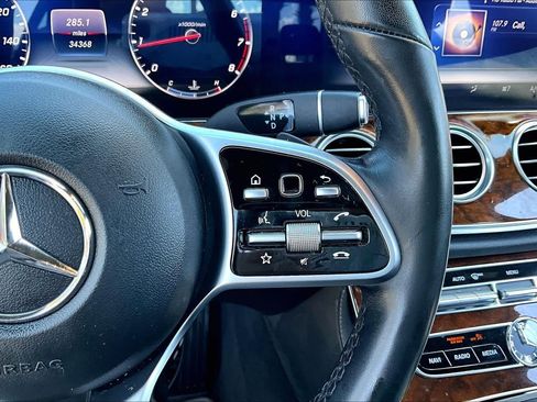 Used 2020 Mercedes-Benz E 350 4MATIC Sedan image 25
