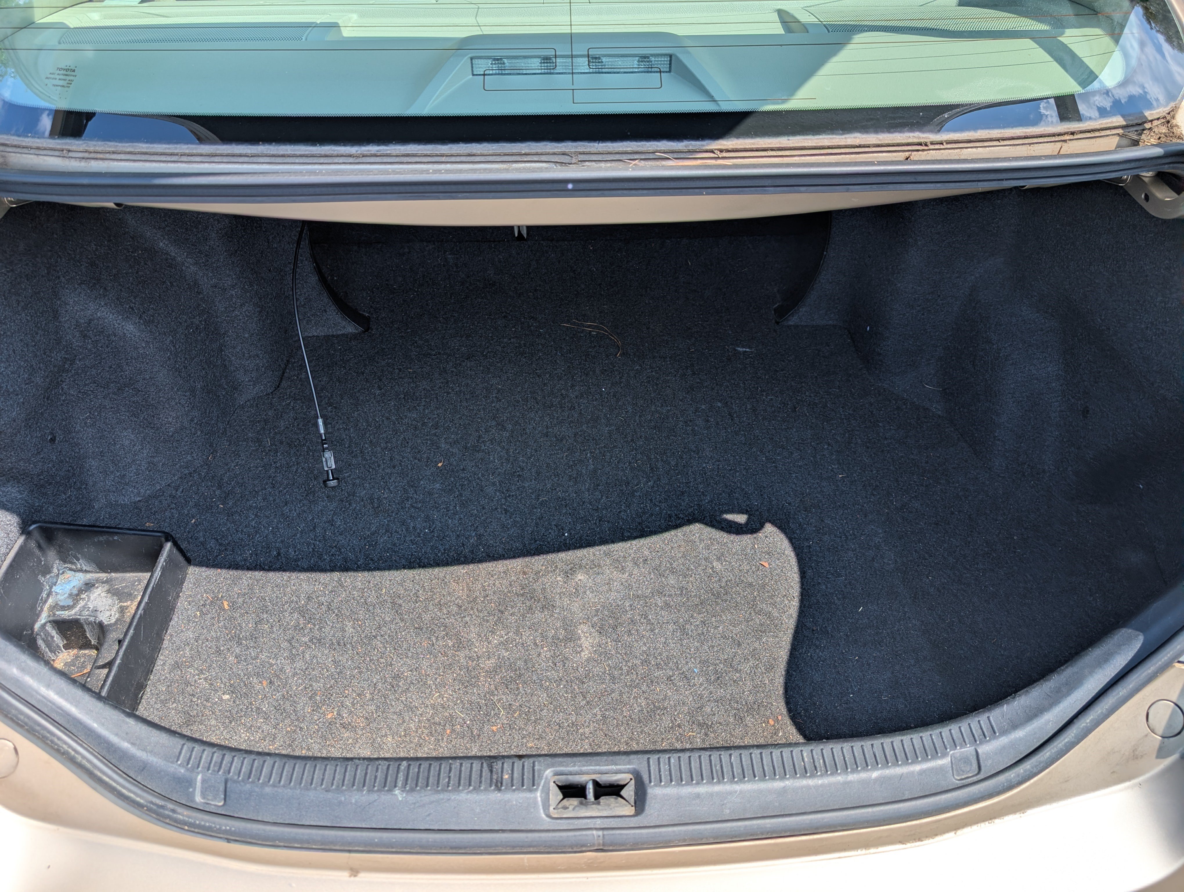 Used 2011 Toyota Camry LE w/ LE Extra-Value Pkg FWD image 18