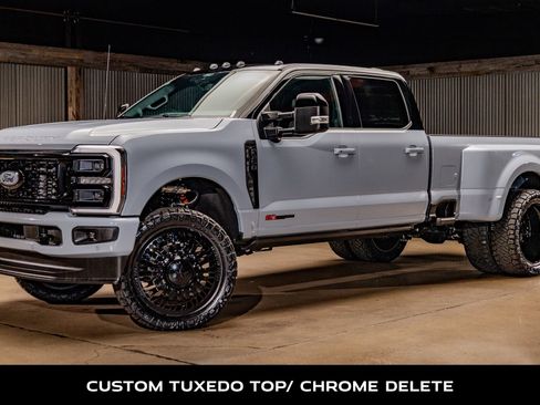 Used 2025 Ford F350 Platinum image 5