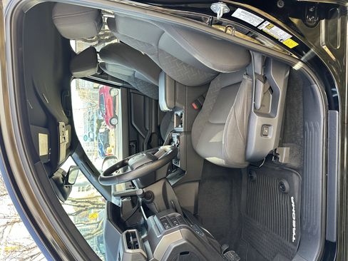 Used 2025 Toyota Tacoma SR5 image 18