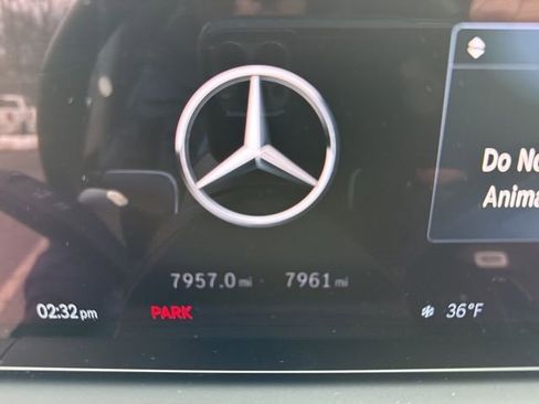 Used 2025 Mercedes-Benz GLE 450e 4MATIC w/ Winter Package image 15