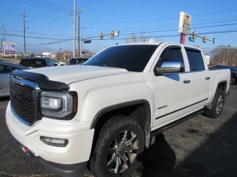 Used 2016 GMC Sierra 1500 Denali w/ Enhanced Driver Alert Package image 3