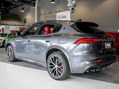 Used 2023 Maserati Grecale Modena AWD/4WD image 8