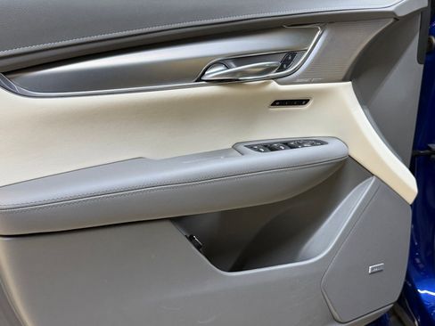 Certified 2024 Cadillac XT5 Premium Luxury FWD image 13