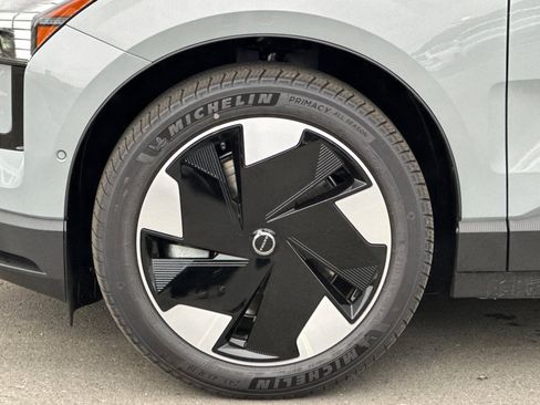 New 2025 Volvo EX30 Ultra w/ Protection Package Premier AWD/4WD image 11
