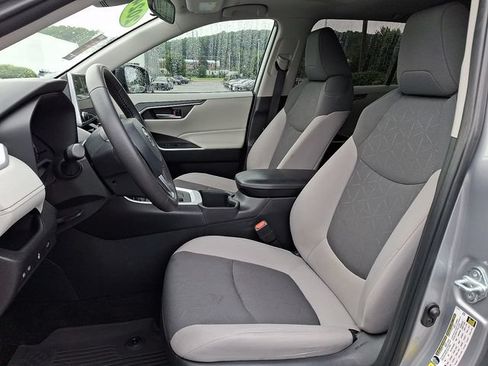 Certified 2024 Toyota RAV4 XLE w/ Convenience Package AWD/4WD image 13