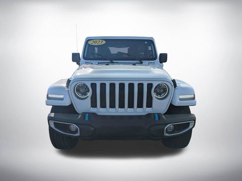 Used 2023 Jeep Wrangler Unlimited Sahara AWD/4WD image 8