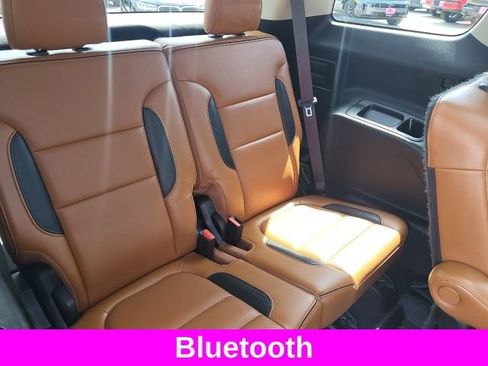 Used 2019 GMC Acadia SLT AWD/4WD image 22