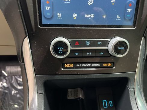 Used 2021 Ford Edge Titanium w/ Cargo Accessory Package FWD image 27