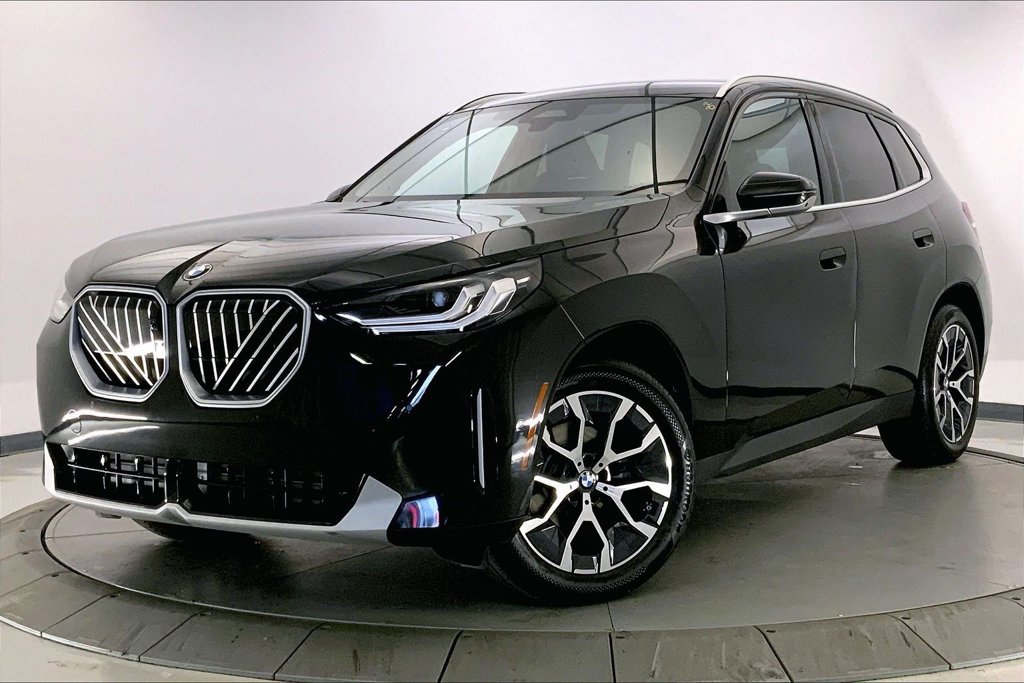 Used 2025 BMW X3 xDrive30i AWD/4WD image 11