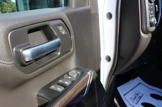 Used 2023 Chevrolet Silverado 2500 LT AWD/4WD image 8