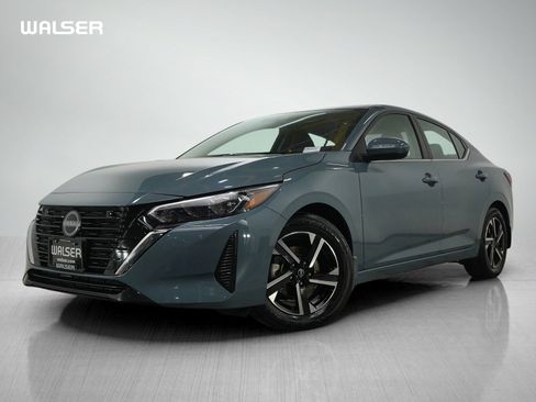 Used 2024 Nissan Sentra SV image 1