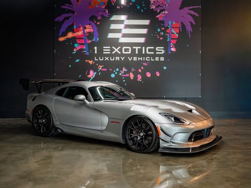 Used 2017 Dodge Viper GTC w/ ACR Package image 4