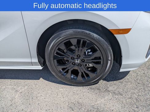 Used 2025 Honda Odyssey Sport-L image 11