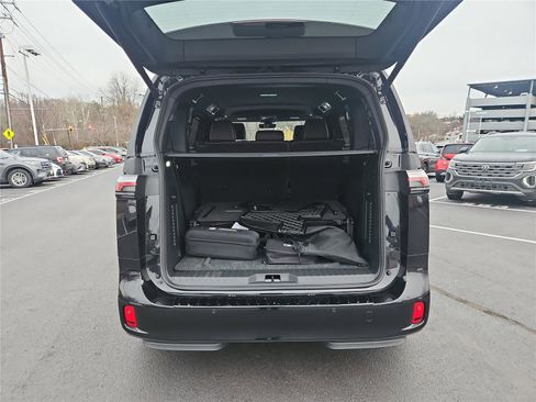 New 2025 Volkswagen ID. Buzz Pro S image 5