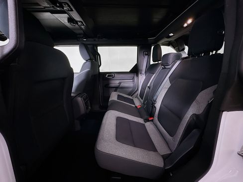 Used 2025 Ford Bronco Big Bend image 28