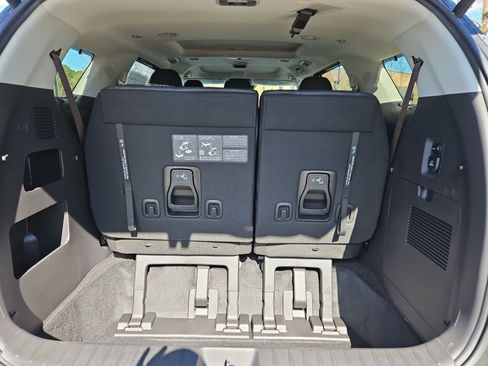 New 2026 Kia Carnival SX w/ SX Dark Edition Package FWD image 19