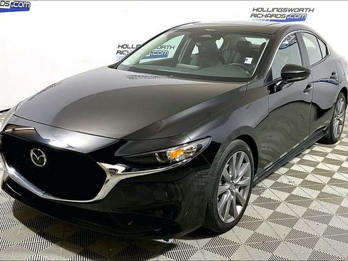 Used 2025 MAZDA MAZDA3 s FWD image 1