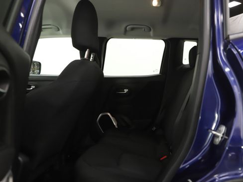 Used 2018 Jeep Renegade Sport w/ Power & Air Group image 17